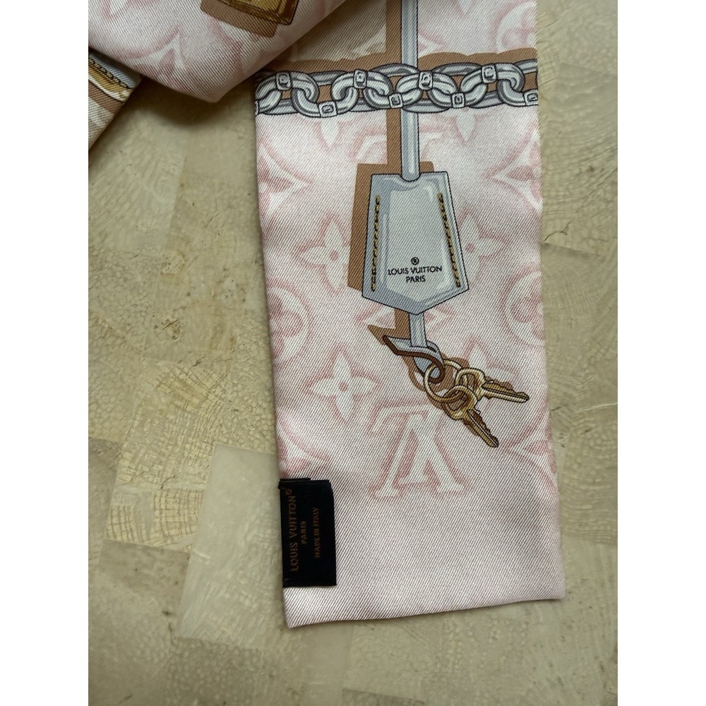 Louis Vuitton Bandeau Denigram Confidential 100% Silk Scarf Pink Auth - Picture 2 of 10
